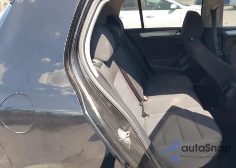 2014 Volkswagen Golf 2.0L Tdi z USA, uszkodzony, nr VIN WVWDM7AJ4EW011626